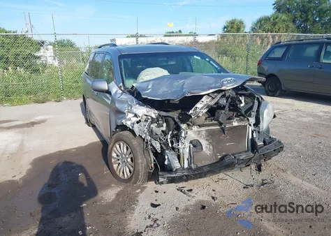 2017 Toyota Sienna Xle/Limited from USA, damaged, VIN 5TDYZ3DC1HS811183